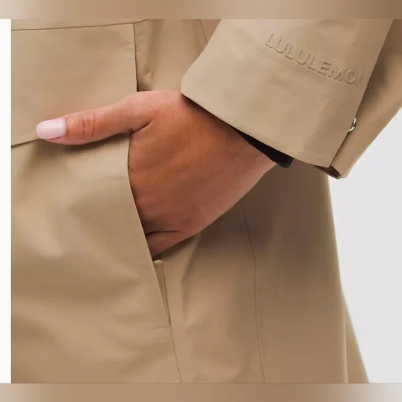 Lululemon Waterproof Fishtail Rain Coat Size Small NWT $298 Sheer Oak - Picture 5 of 16